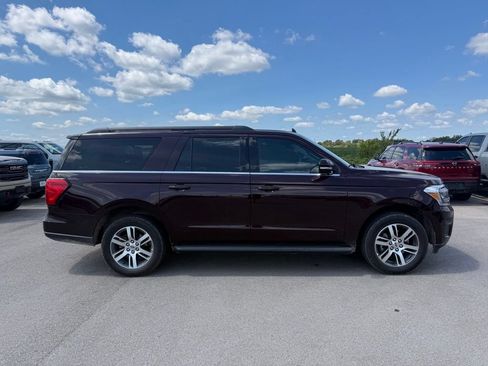 Used 2024 Ford Expedition Max XLT AWD/4WD image 17