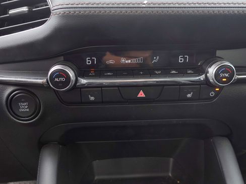 Used 2025 MAZDA MAZDA3 s image 19