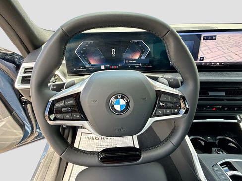 Used 2025 BMW 330i Sedan image 40