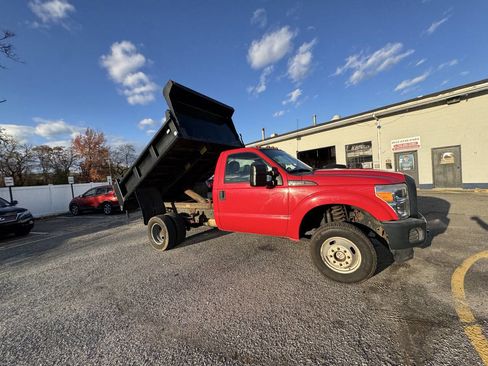Used 2015 Ford F350 XL w/ Trailer Tow Package image 5