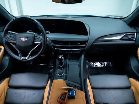 Used 2025 Cadillac CT5 V Blackwing w/ Precision Package RWD image 9