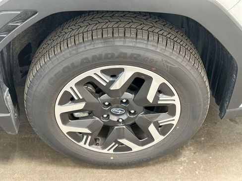 Certified 2026 Subaru Forester Premium AWD/4WD image 5