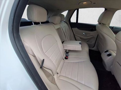 Used 2022 Mercedes-Benz GLC 300 image 17