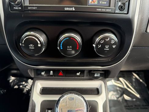 Used 2016 Jeep Compass High Altitude AWD/4WD image 14