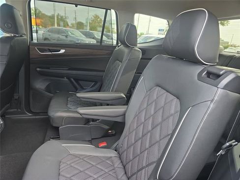 New 2026 Volkswagen Atlas SEL Premium R-Line AWD/4WD image 16