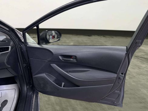 Used 2023 Toyota Corolla LE FWD image 19