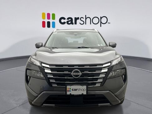 Used 2024 Nissan Rogue SL w/ SL Premium Package image 8