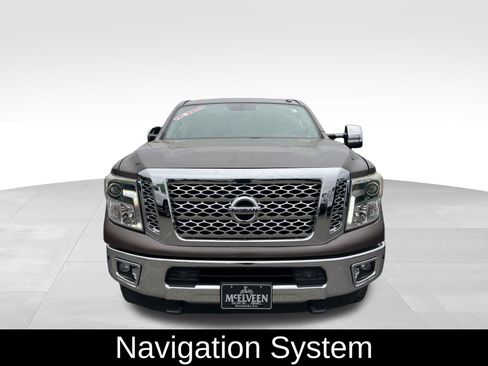 Used 2016 Nissan Titan SL image 2