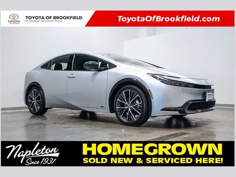 Used 2023 Toyota Prius XLE AWD/4WD image 1