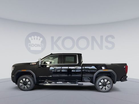 New 2026 GMC Sierra 2500 Denali w/ Denali Reserve Package AWD/4WD image 2