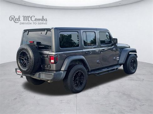 Used 2019 Jeep Wrangler Unlimited Sport S AWD/4WD image 7