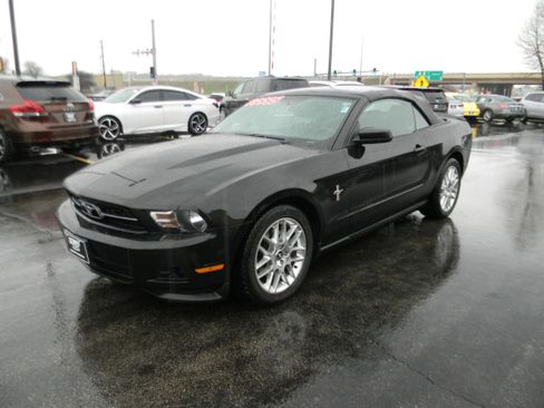 Used 2012 Ford Mustang Premium image 4