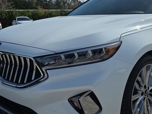 Used 2020 Kia Cadenza Limited image 6