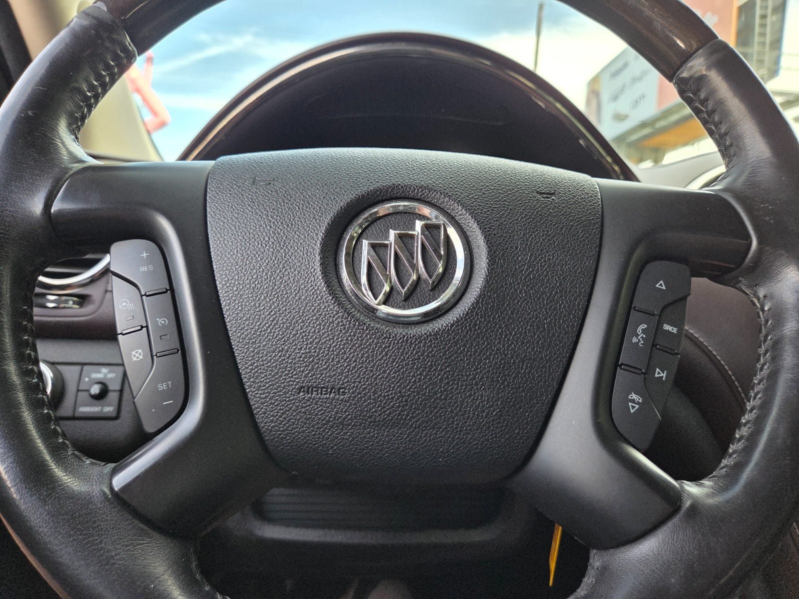 Used 2016 Buick Enclave Leather AWD/4WD image 18