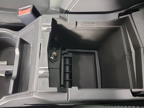 Used 2019 Subaru Forester Touring image 35