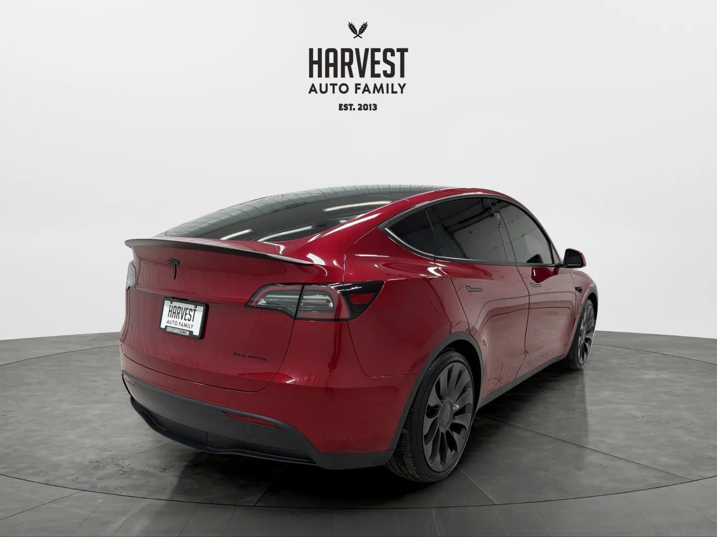 Used 2024 Tesla Model Y Performance AWD/4WD image 6