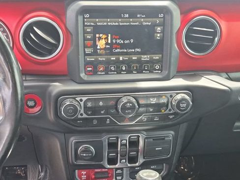 Used 2021 Jeep Wrangler Unlimited Rubicon AWD/4WD image 15