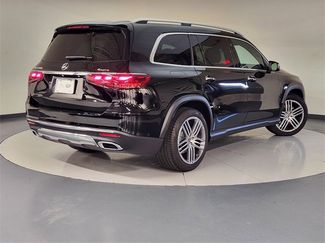 Used 2025 Mercedes-Benz GLS 450 4MATIC video 2