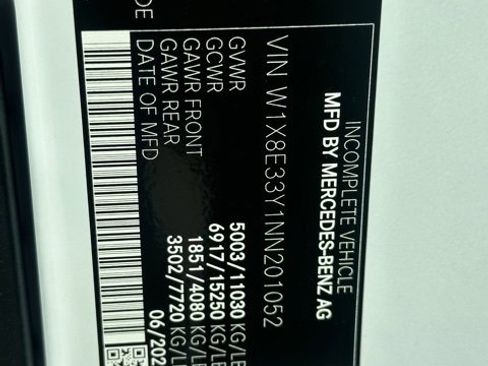 Used 2022 Mercedes-Benz Sprinter 3500 image 14