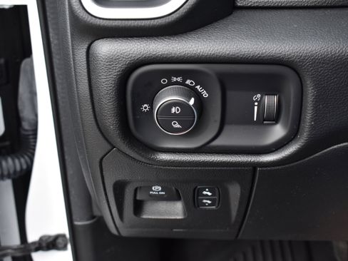 Used 2022 RAM 1500 Big Horn image 16