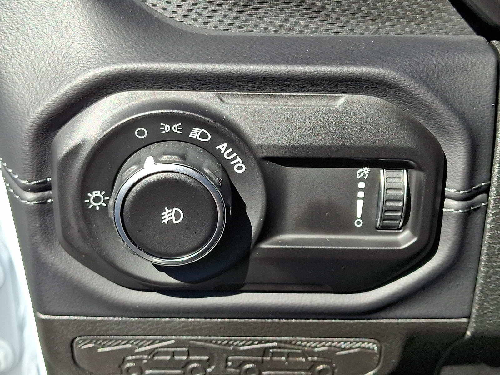 Used 2026 Jeep Wrangler Unlimited Rubicon AWD/4WD image 26