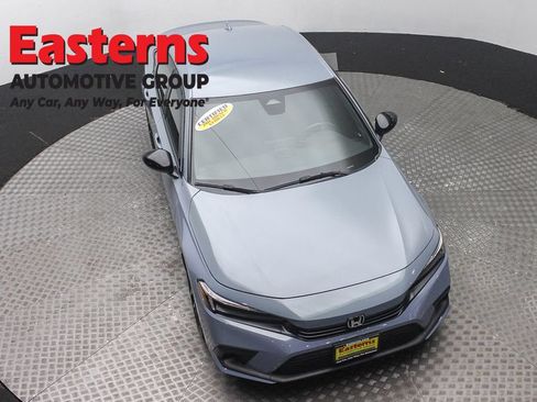 Used 2024 Honda Civic Sport image 3
