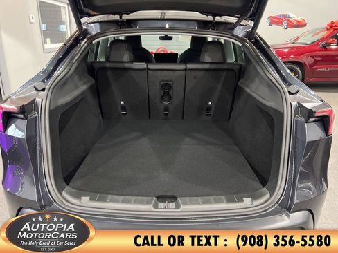 Used 2026 Tesla Model Y 2WD image 18