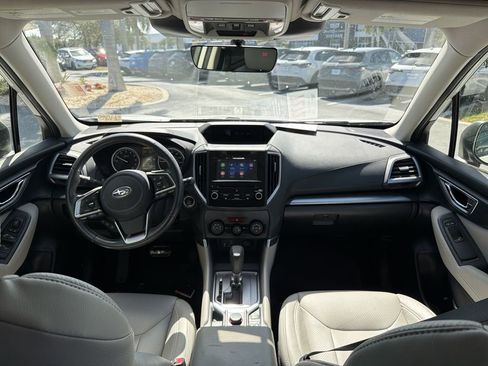 Used 2022 Subaru Forester Premium w/ Popular Package #2 image 10