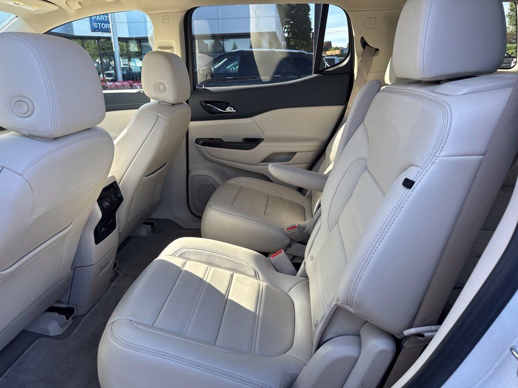 Used 2020 GMC Acadia Denali AWD/4WD image 6