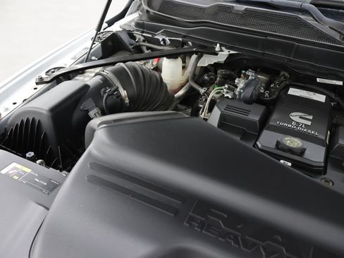 Used 2022 RAM 2500 Big Horn w/ Night Edition AWD/4WD image 19