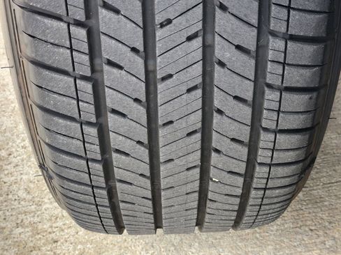 Used 2025 Ford Escape ST-Line Elite w/ Premium Technology Package image 11