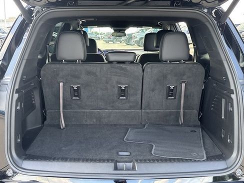 Used 2025 Buick Enclave Sport Touring FWD image 29
