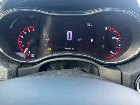 Used 2016 Dodge Durango SXT w/ Blacktop Package RWD image 10