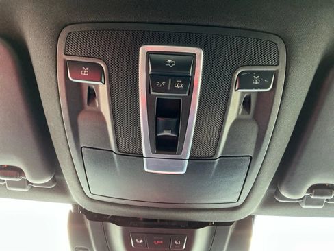 Used 2016 Mercedes-Benz GLE 350 GLE 350 4MATIC Sport Utility 4 w/ Premium Package image 37