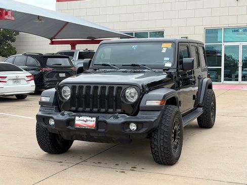 Used 2020 Jeep Wrangler Unlimited Sport AWD/4WD image 4