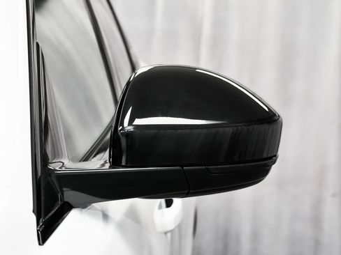 Used 2024 Jaguar F-PACE R-Dynamic S image 76