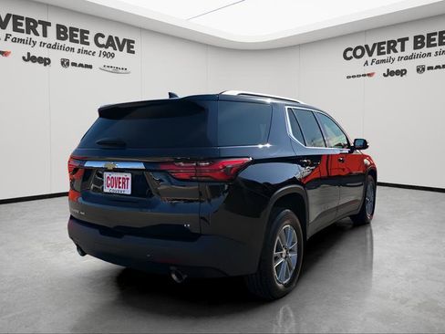 Used 2023 Chevrolet Traverse LT image 9