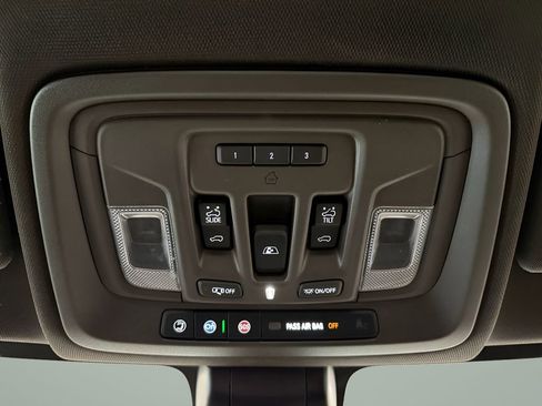 Used 2020 GMC Sierra 1500 Denali w/ Denali Ultimate Package image 32