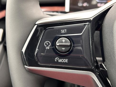 New 2026 BMW i5 eDrive40 w/ Premium Package image 12