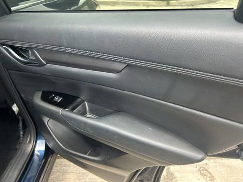 Used 2021 MAZDA CX-5 Touring AWD/4WD image 17