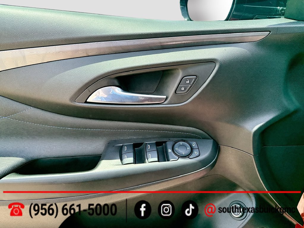 Used 2025 Buick Envista Sport Touring w/ Convenience I Package FWD image 10