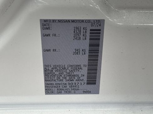 Used 2025 Nissan Altima 2.5 SV FWD image 29