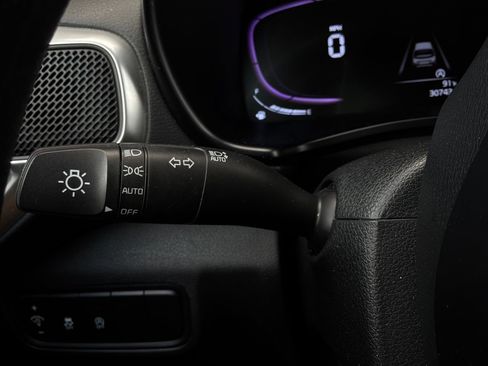 Used 2025 Kia Soul LX w/ LX Technology Package FWD image 33