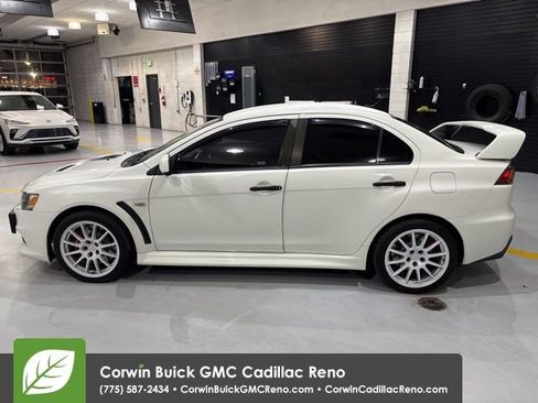 Used 2014 Mitsubishi Lancer Evolution GSR image 5