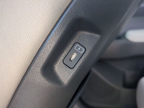 New 2026 Hyundai Santa Fe SE image 17