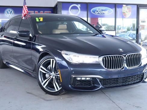 Used 2017 BMW 740i RWD image 2