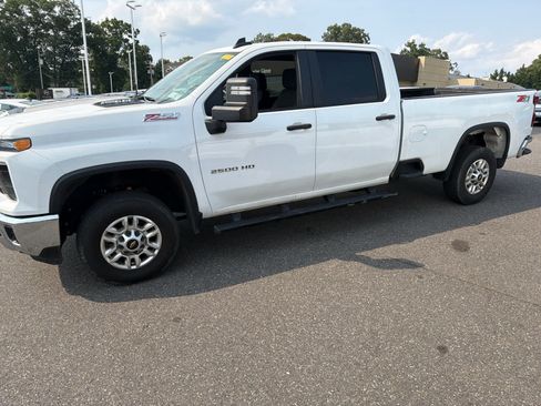 Certified 2024 Chevrolet Silverado 2500 W/T w/ WT Convenience Package AWD/4WD image 5