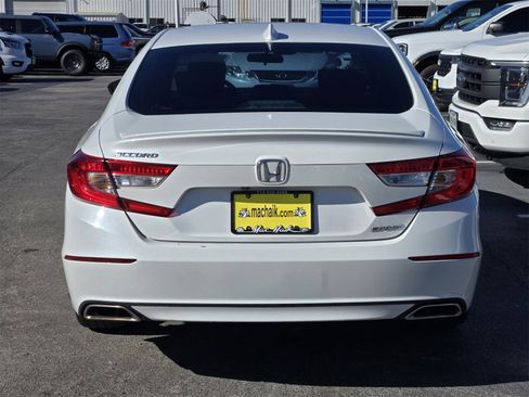 Used 2020 Honda Accord Sport image 9