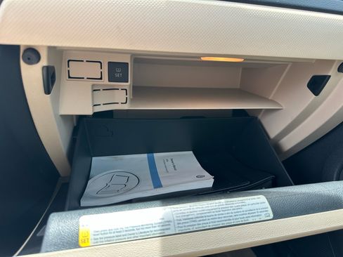 Used 2012 Volkswagen Jetta SE image 40