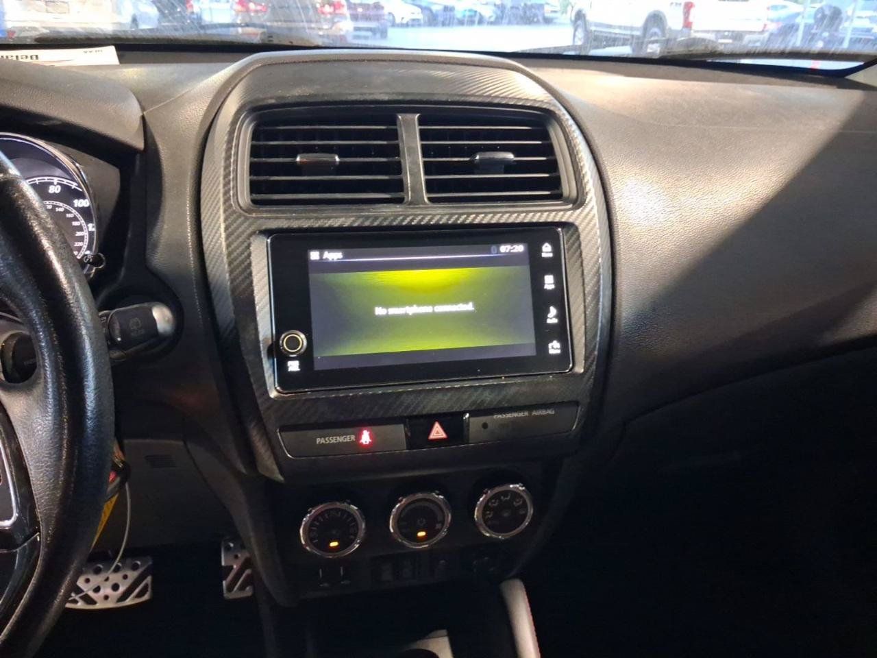 Used 2019 Mitsubishi Outlander Sport ES FWD image 19